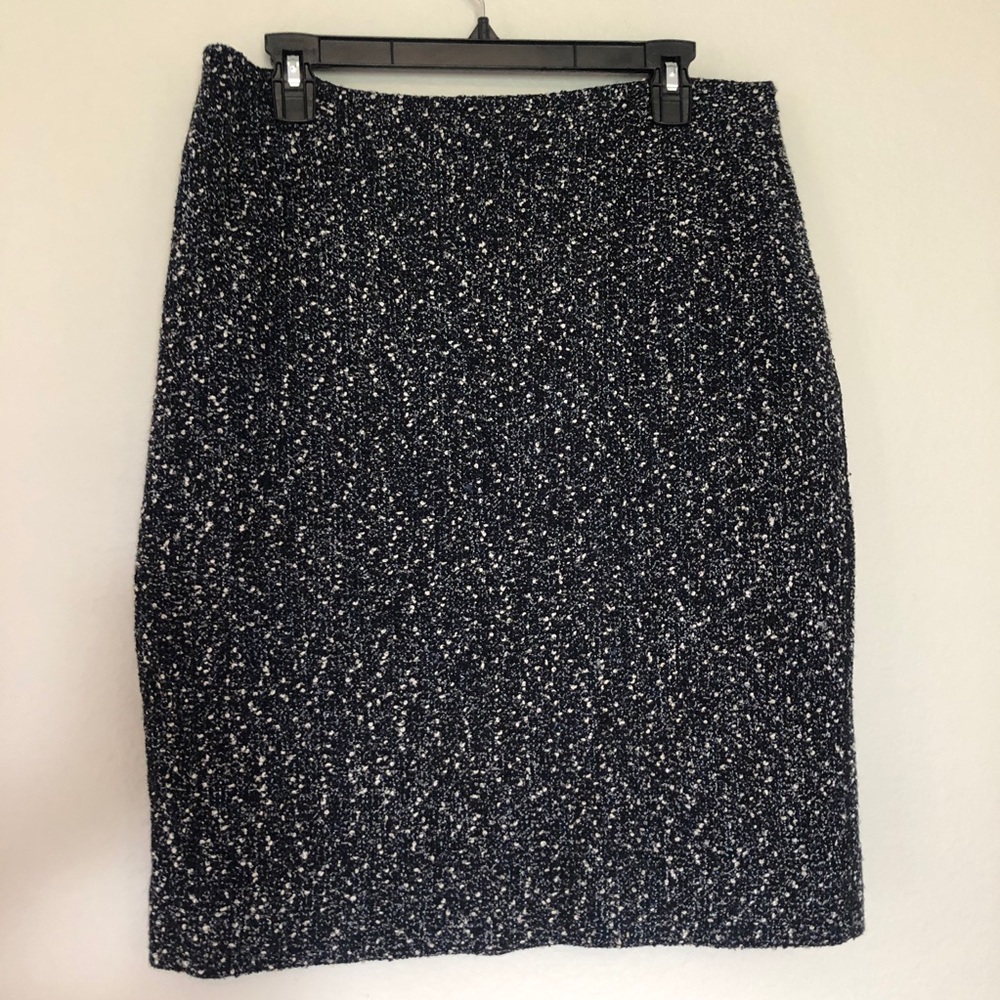 Lafayette 148 Tweed pencil skirt